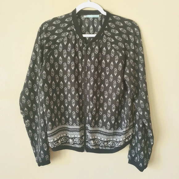 Maurices Black White Paisley Boho Full Zip Long Sleeve Jacket Size Medium - Picture 4 of 8